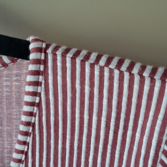 2 Cute Faux Wrap Tops S/M - Picture 4 of 12